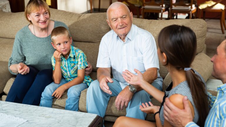Programa de Patrocinio de Padres y Abuelos 2025 : apertura del programa de patrocinio